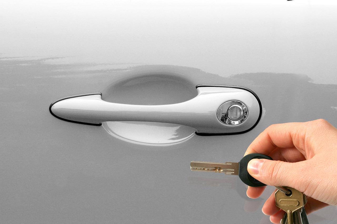 7 Motive ca sa inchiriezi o masina mica sau compacta pentru a te deplasa prin Bucuresti
